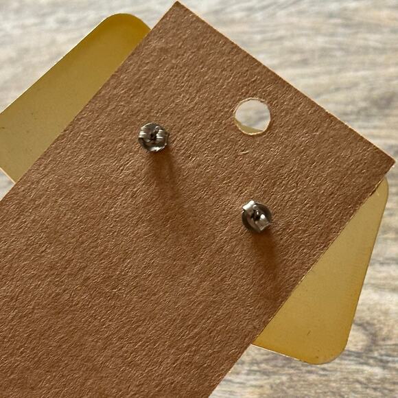 BOGO FREE VTG ANIMAL PRINT SQUARE STATEMENT EARRINGS - Picture 3 of 4